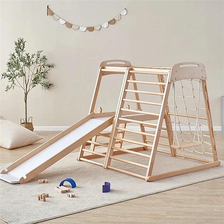 Phòng tập leo núi bằng gỗ